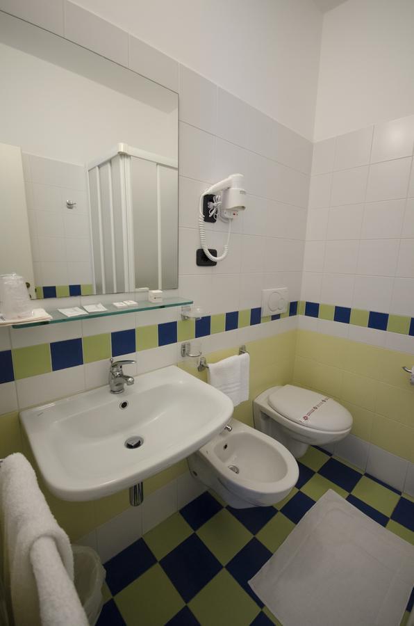 Hotel Ideal Cupra Marittima Exteriér fotografie